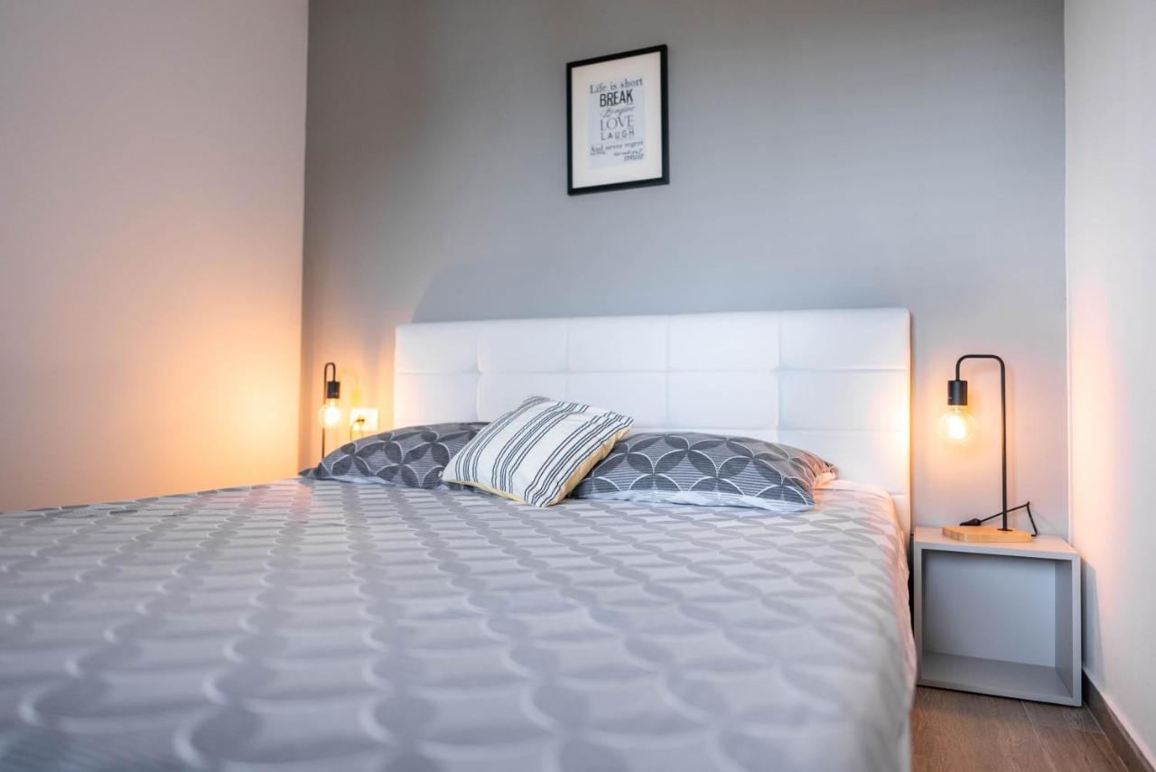 Apartment New Cosy With Private Parking *