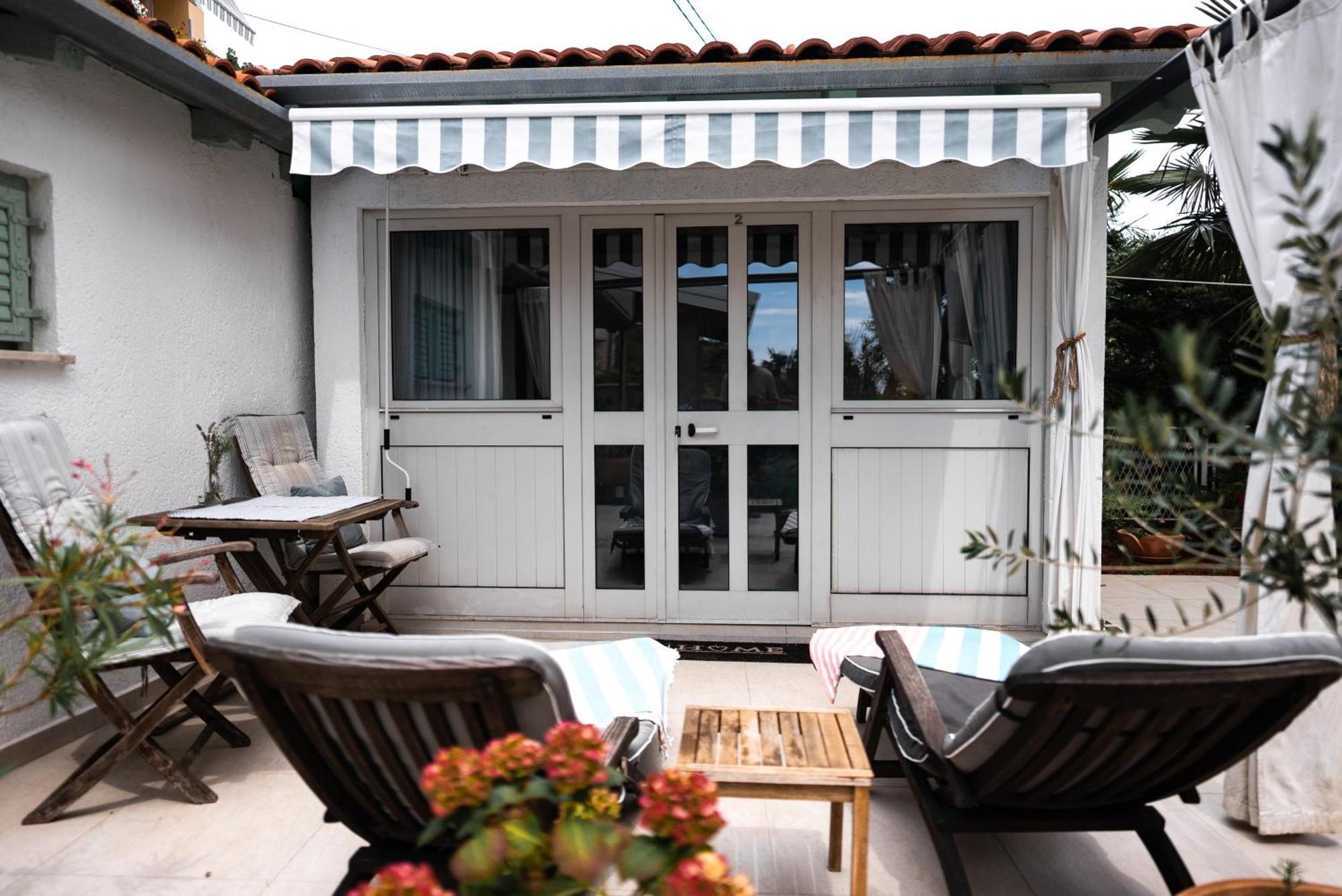 New Cosy With Private Parking Apartment Opatija