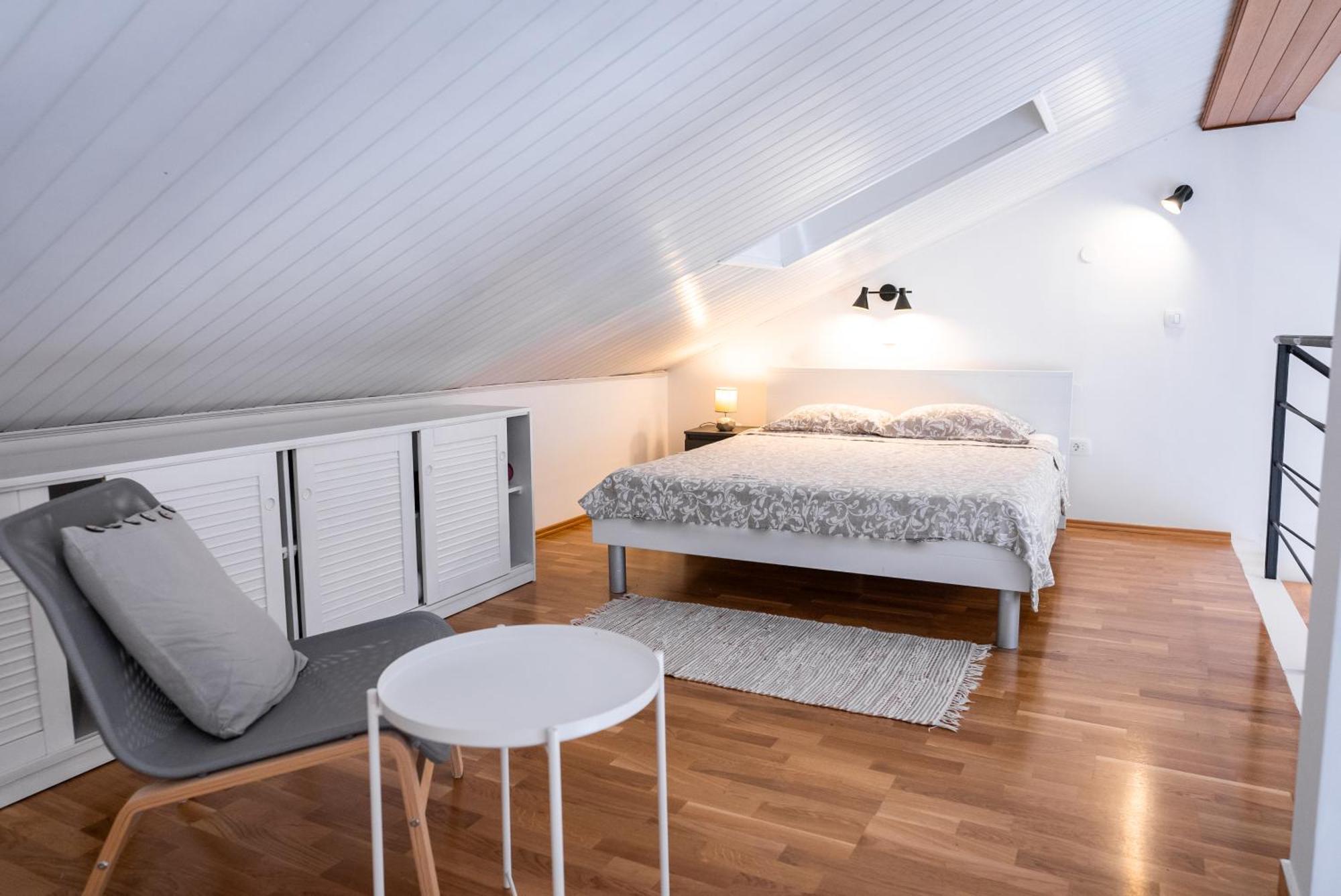New Cosy With Private Parking Apartment Opatija