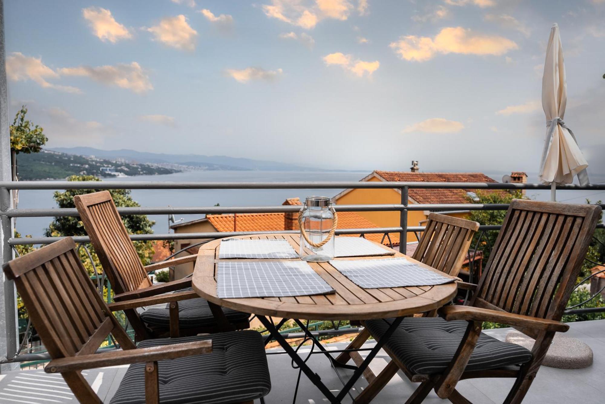 New Cosy With Private Parking Apartment *