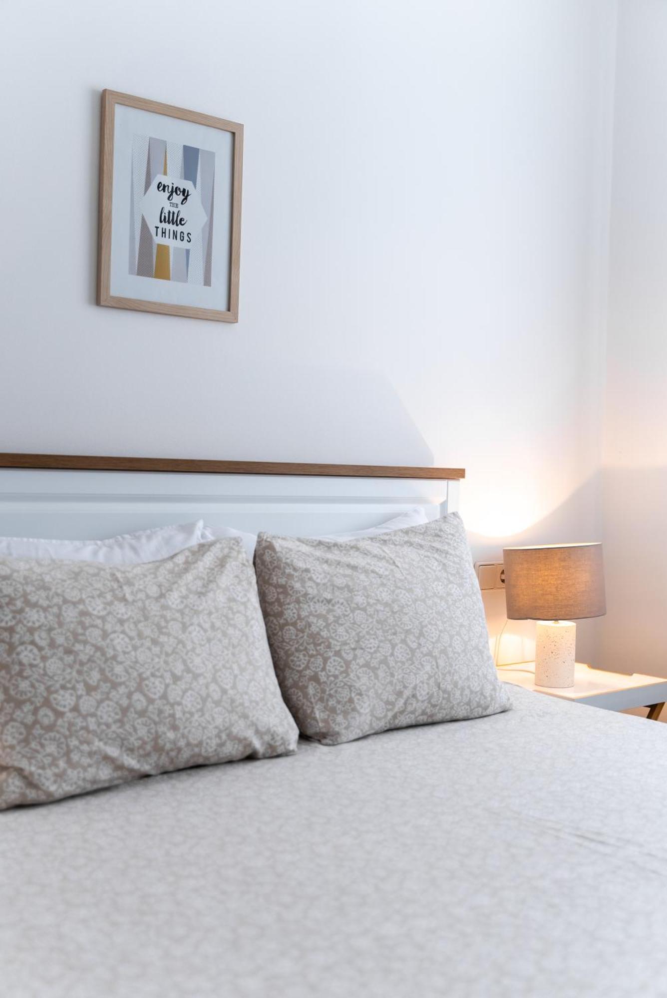 New Cosy With Private Parking Apartment *