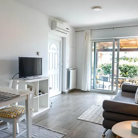New Cosy Apartments With Private Parking Opatija Exterior photo